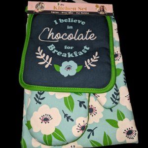 I Believe in Choclate for Breakfast Kitchen Apron Set - 5/$20